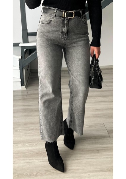Gri Yıkamalı Likralı Straight Jean fiyatları
