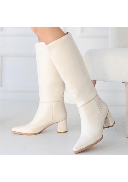 Sivri Burun Diz Altı Topuklu Çizme Cilt Ten Topuk Boyu 6 cm fırsatları
