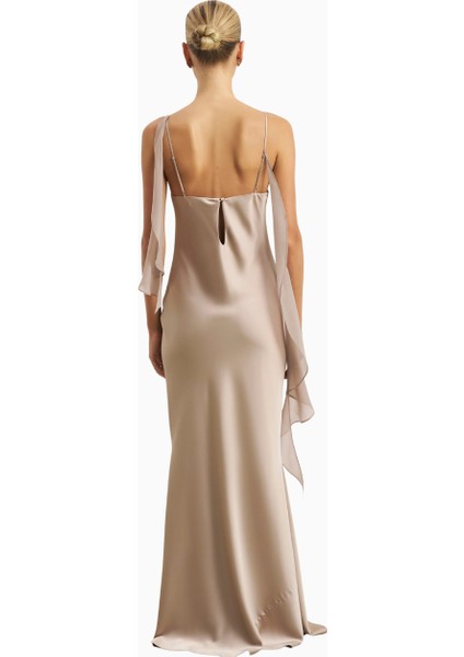 Fırfırlı Göğüs Detaylı Saten Maksi Kadın Elbisesi modelleri