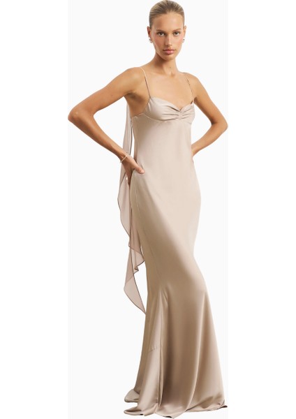 Fırfırlı Göğüs Detaylı Saten Maksi Kadın Elbisesi fırsatları