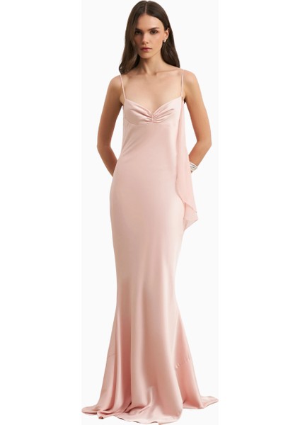 Fırfırlı Göğüs Detaylı Saten Maksi Kadın Elbisesi