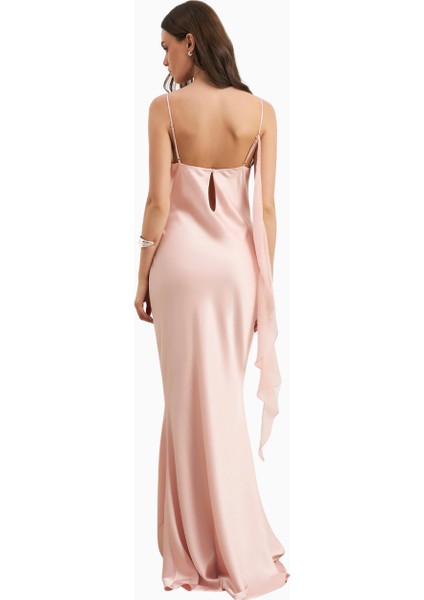 Fırfırlı Göğüs Detaylı Saten Maksi Kadın Elbisesi modelleri