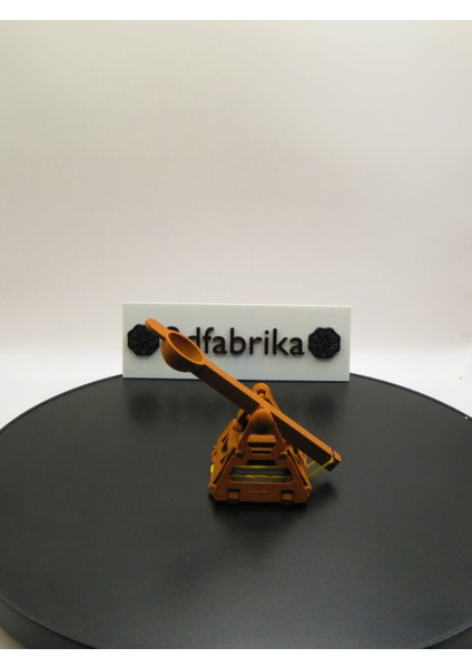 Mini Mancınık Masa Oyuncağı – 3D Baskı Dekoratif Atış Makinesi fiyatları