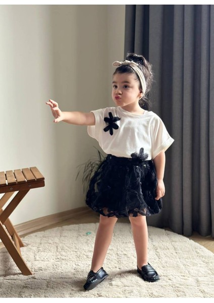 Kız Çocuk Astarlı Balon Etek ve Tarz Tişört Siyah Kombin Alt Üst Bayramlık 2'li Takım