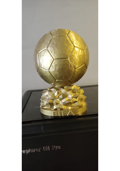3D Baskılı Ballon D’or 20 cm Boyunda