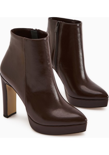 Abbie Kahve Sivri Burunlu Yüksek Topuklu Fermuarlı Bot modelleri