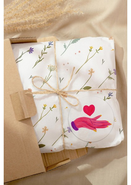 Kalp ve El Desenli Sticker Paketleme Kargo Ambalaj Etiketi - 4X4CM 70 Adet Yuvarlak indirimleri