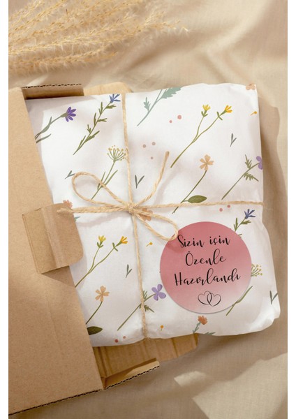 Sizin Için Özenle Hazırlandı Yazılı Sticker Paketleme Kargo Ambalaj Etiketi - 4X4CM 70 Adet Yuvarlak indirimleri