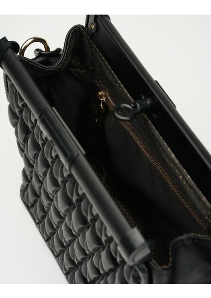 Bag Midnight Elegance Siyah Zincir Detaylı Suni Deri Kadın Kol ve Omuz Çantası fırsatları