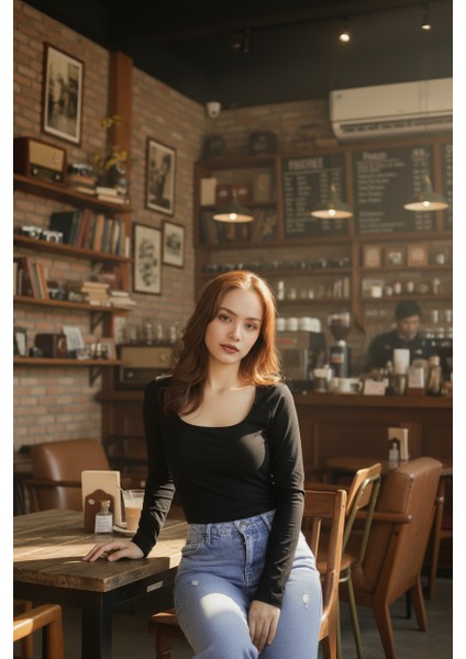 Kadın Kare Yakalı Crop Uzun Kollu Pamuklu Bluz