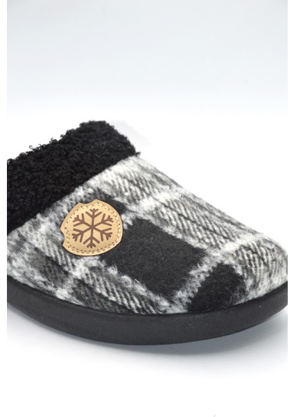 Erkek Siyah Kare Desenli Kışlık Keçe Ev Terliği modelleri