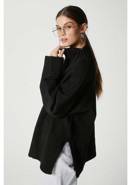 Kadın Wonder Yumuşacık Dik Yaka Siyah Yırtmaçlı Oversize Triko Kazak fiyatları