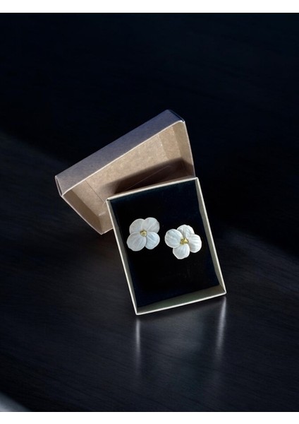 Özel Tasarım, Polimer Kil Çiçekli Küpe - Pearl Glow fırsatları