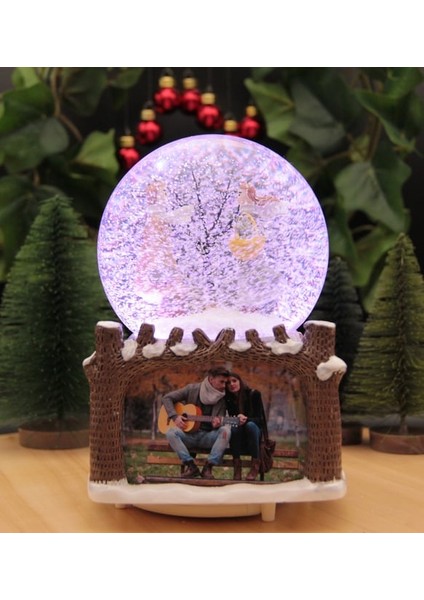 Kişiye Özel Fotoğraf Çerçeveli Romantik Aşıklar Sevgiliye Hediye Kar Küresi fiyatları