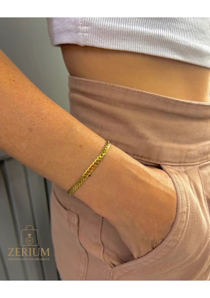 Altın Rengi Kaplamalı Çelik Şık Kadın Arpa Bileklik 316L