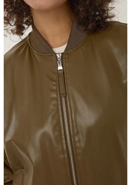 Kadın Rahat Kesim Suni Deri Ceket Yeşil