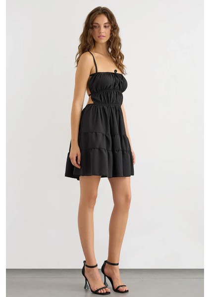 Kadın Bağlamalı Detaylı Pamuk Mini Elbise Siyah