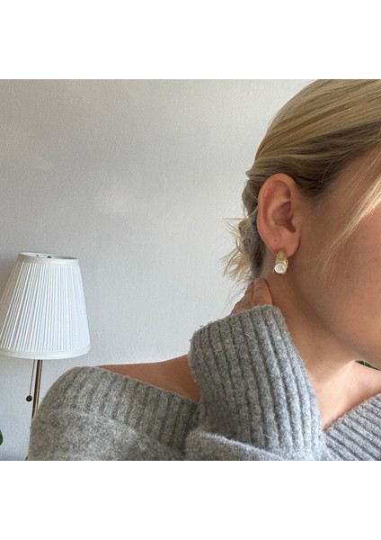 Çelik Beyaz Taşlı Halka Küpe fiyatları