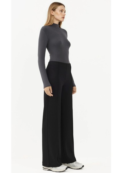 Kadın Modal Touch Nervür Detaylı Geniş Paça Pantolon Siyah