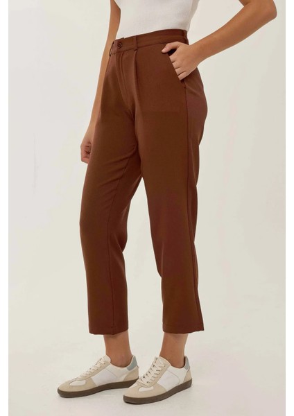 Kadın Yüksek Bel Pileli Boru Paça Pantolon Brown