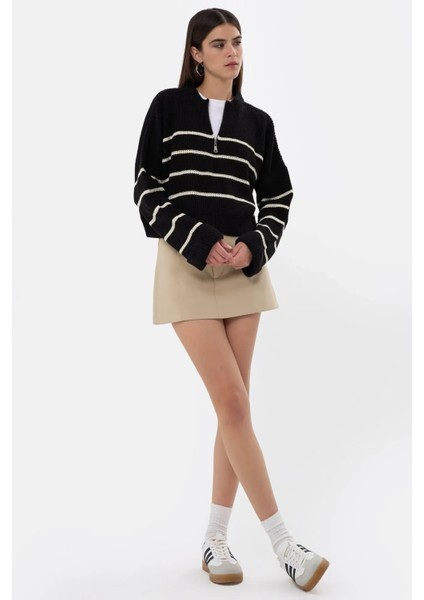 Kadın Çizgili Fermuarlı Örme Kazak Siyah
