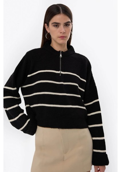 Kadın Çizgili Fermuarlı Örme Kazak Siyah