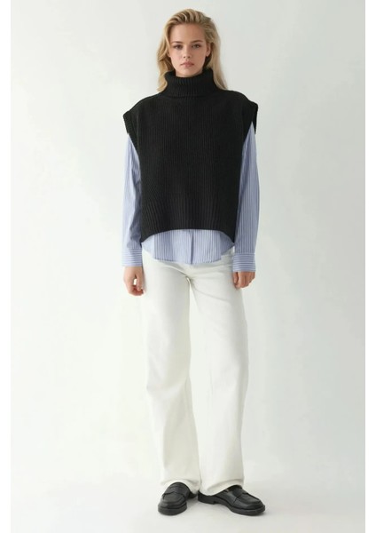 Kadın Rahat Kalıp Yüksek Yakalı Triko Süveter Siyah