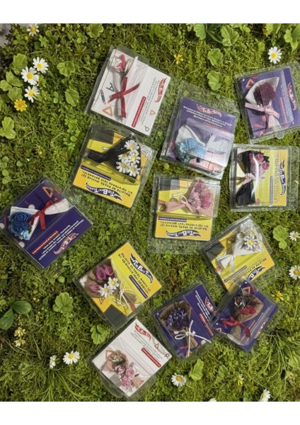 Öğretmenler Günü Hediyesi – Çiçekli Mini Buket Ayna “canım Öğretmenim” Yazılı - Karışık Gönderilir