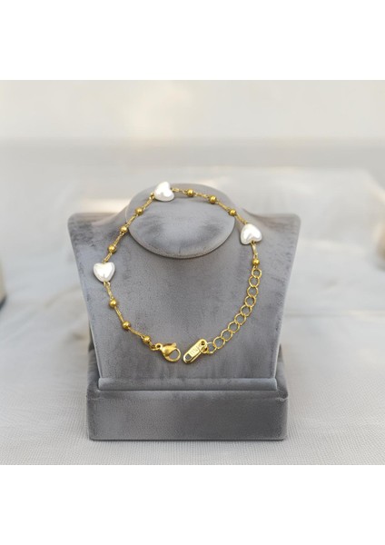 Çelik & Sedefin Uyumu Kalpli Temalı Kadın Bileklik 316L