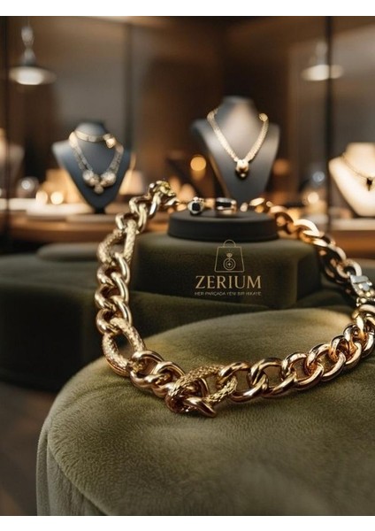 Altın Rengi Kaplamalı Çelik Şık Kadın Kalın Bileklik 316L