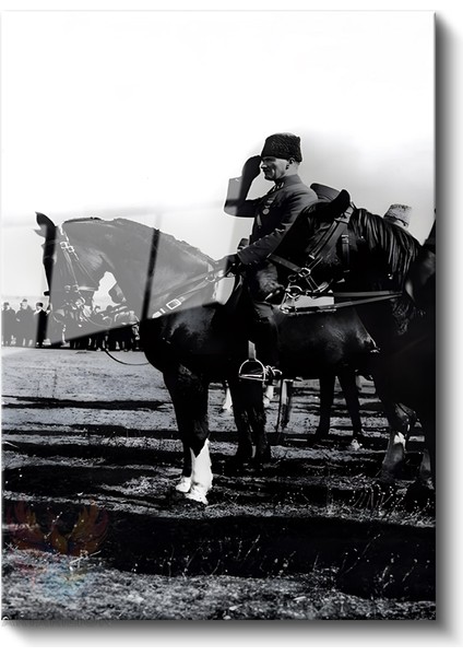 Cam Dikey Duvar Tablosu Cam Siyah Beyaz Atatürk At Üstünde Ev Ofis Salon Modern Duvar Tablosu