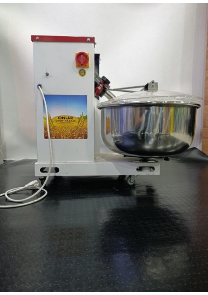 Kapaklı Hamur Karma Makinası 15 kg Un 10 Lt Su 25 kg Kapasiteli