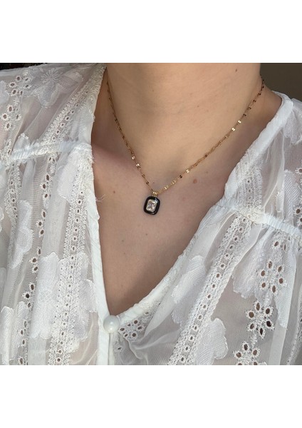 Çelik Siyah Mineli Baget Taşlı Kolye