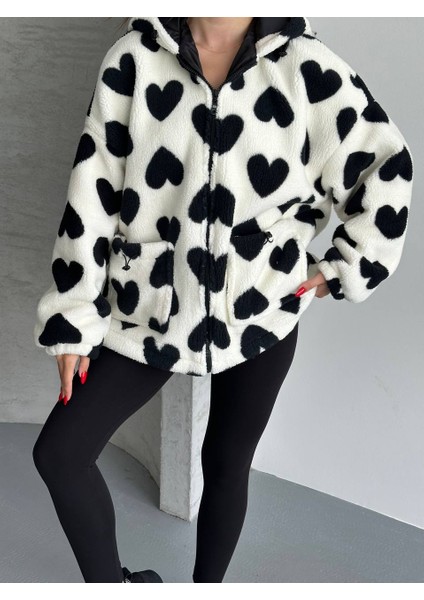 Kalp Desenli Kapüşonlu Mont indirimleri