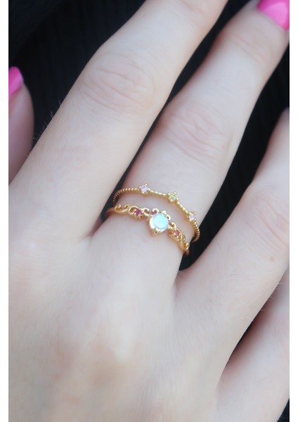 Gold Renk Zirkon Taşlı Taç Model Kadın Yüzük modelleri