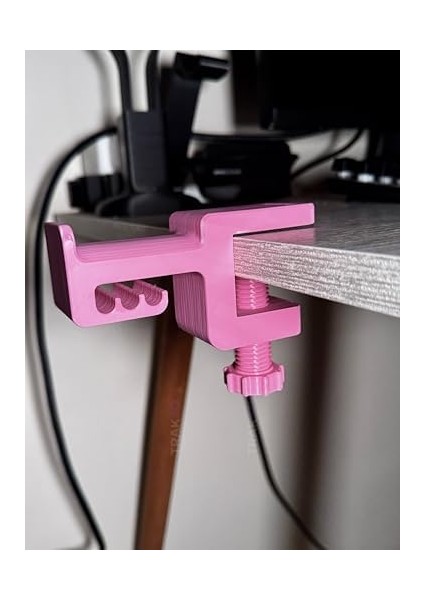 TRAK3D Premium Pembe Macenta Asılabilir Kulaklık Standı - Şık V3 Gamer Modeli, Kaydırmaz Keçeli, Ergonomik Masaüstü Askı, Sakura Edition (Montaj Videosunu Izlemeden Kullanmayın) modelleri