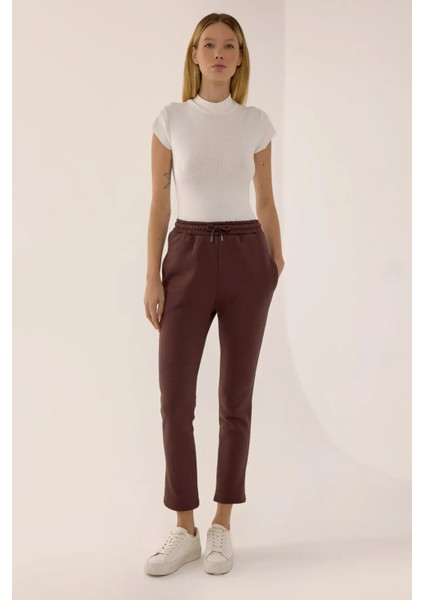 Kadın Kordonlu Dar Kesim Eşofman Altı Brown