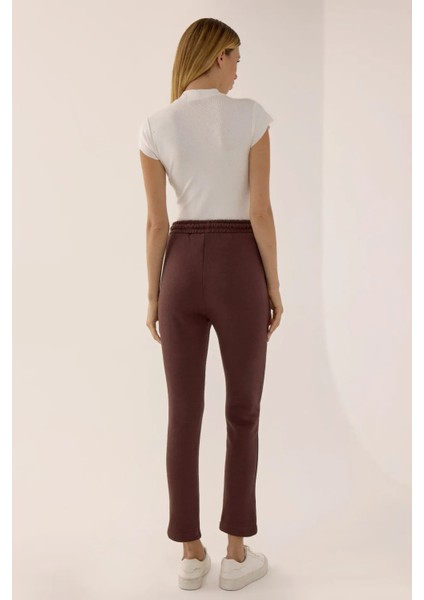 Kadın Kordonlu Dar Kesim Eşofman Altı Brown