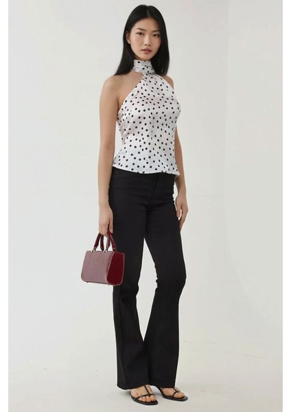 Kadın Asimetrik Yaka Saten Baskılı Puantiyeli Bluz White