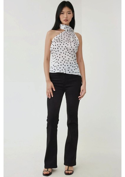 Kadın Asimetrik Yaka Saten Baskılı Puantiyeli Bluz White