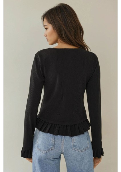 Kadın Düğmeli Bisiklet Yaka Fırfır Detaylı Örme Hırka Siyah