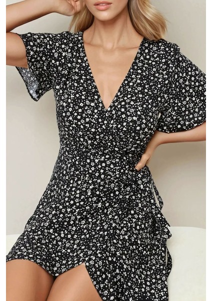 Kadın Çiçek Desenli V Yaka Viskon Mini Elbise Siyah