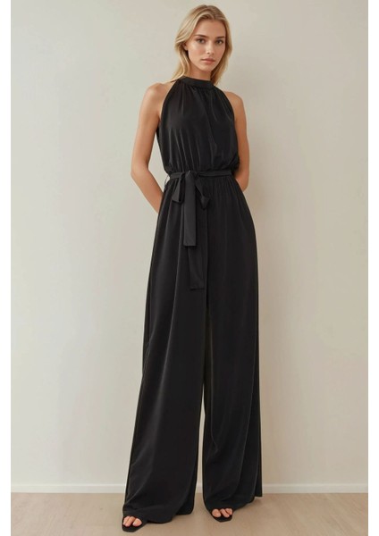 Kadın Geniş Paçalı Halter Yaka Kuşaklı Şık Tulum Siyah