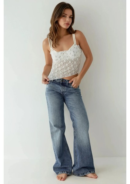 Kadın Dokulu Kare Yaka Dantel Örme Askılı Üst White