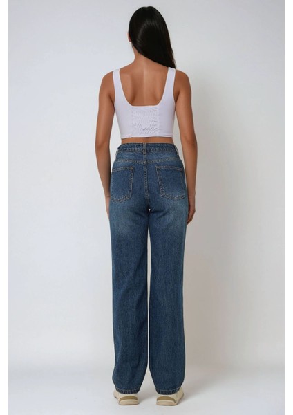 Kadın Kare Yaka Dikiş Detaylı Crop Örme Üst Beyaz