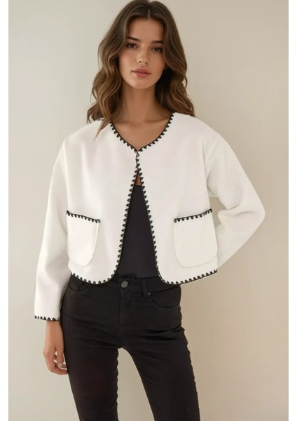 Kadın Çoban Dikiş Detaylı Yakasız Ceket Tozlu Beyaz