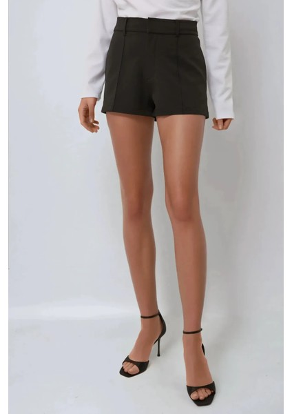 Kadın Regular Fit Mini Şort Siyah