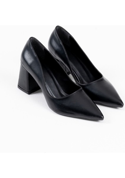 Valeria Siyah Cilt Kadın Topuklu Ayakkabı fiyatları