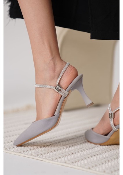 Georgina Kadın Taşlı Gri Saten Topuklu Ayakkabı indirimleri