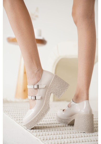 Jasmine Kadın Bej Günlük Ayakkabı fırsatları